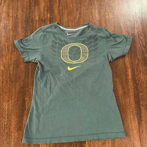 Nike women’s Oregon University of Oregon U of O tee shirt‎ medium